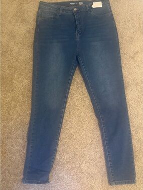 Old Navy Women's Dark Wash Skinny Jeans - Blue